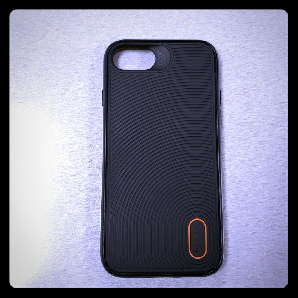 Iphone 8 gear4 case